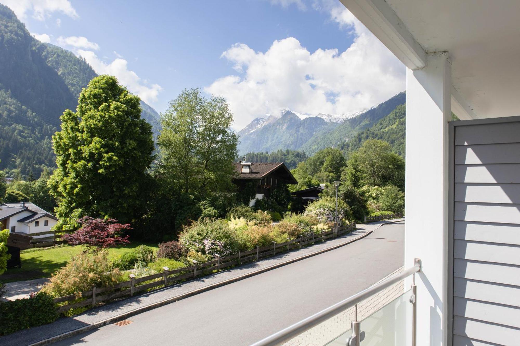 Der Gletscherblick By Alpin Rentals - Incl Summercard Kaprun Exteriör bild
